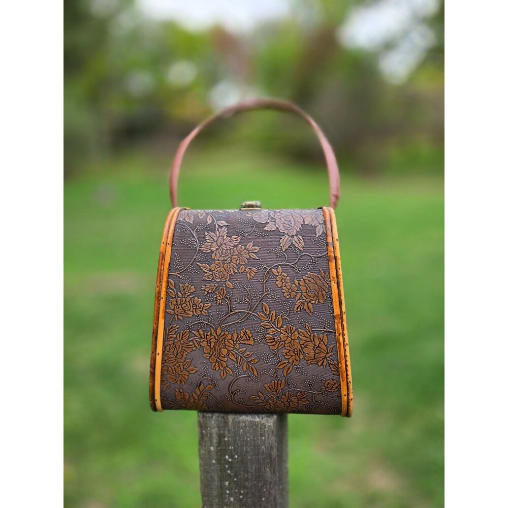Vintage wood & bamboo basket handbag purse embossed Floral Latch Closure retro
